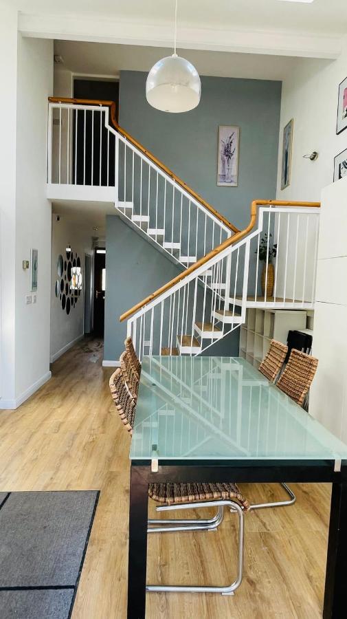 Modern City Centre House Galway Ngoại thất bức ảnh